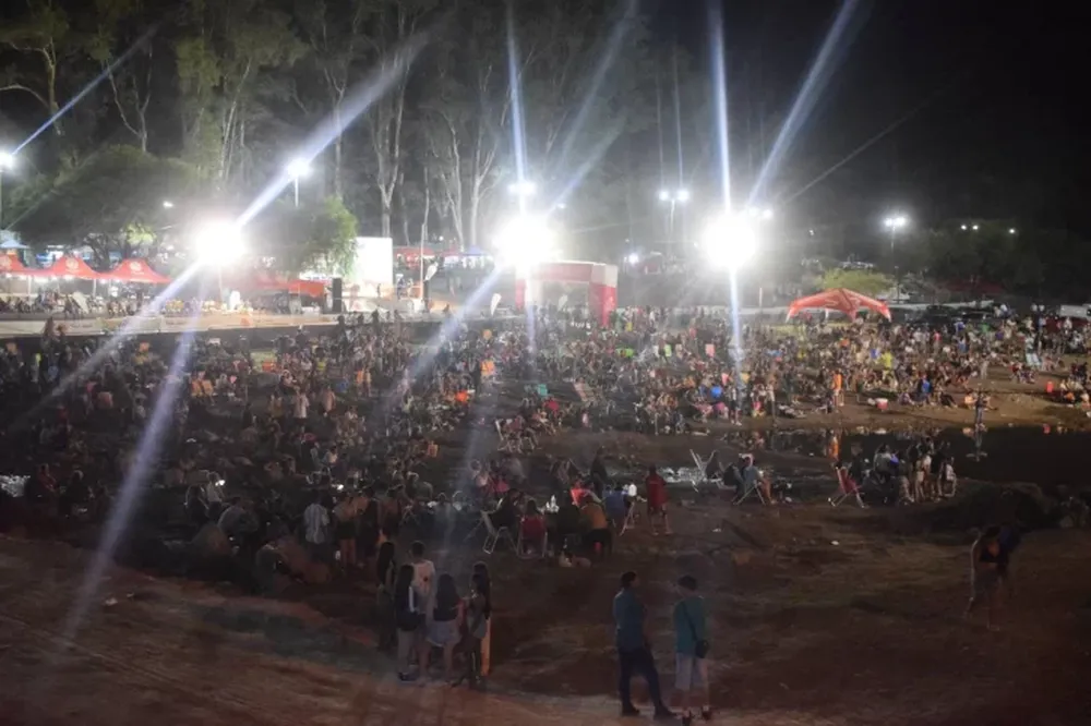 Postales de las noches de Safari en el río