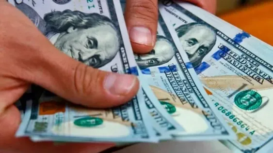 Las razones por las que se disparó la cotización del dólar informal
