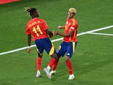 Lamine Yamal y Nico Williams, dos de los mejores jugadores de España que estarán en el Mundial. Lamine Yamal y Nico Williams, dos de los mejores jugadores de España que estarán en el Mundial.