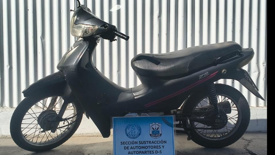 Motovehículo secuestrado en operativo de Policiales en San Juan por adulteración. &nbsp;