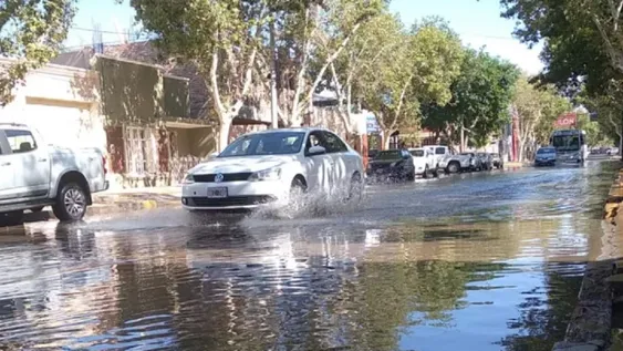 Por la lluvia y el granizo no hubo evacuados, ni daños en la producción local