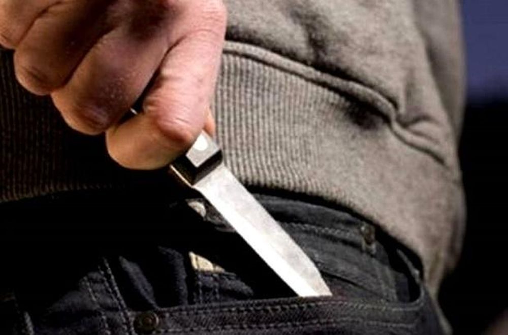 Detienen a un sujeto que le provocó cortes en todo el cuerpo a su pareja