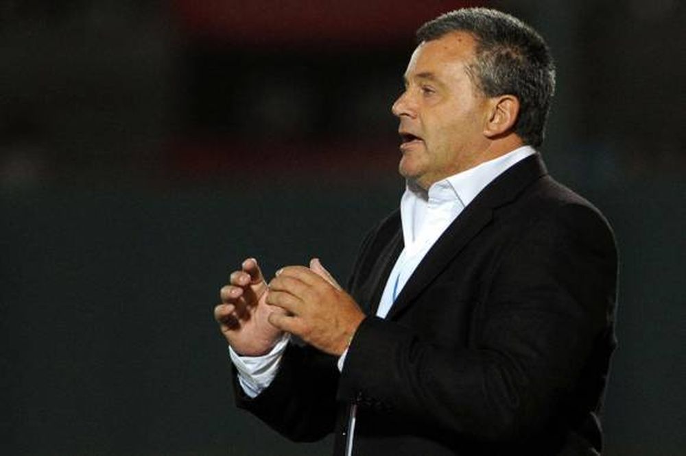 Humbertito tiene banca  para hacer lo que quiera