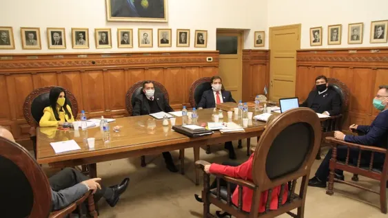 Notificarán a Flores de la denuncia y se dispara el plazo para su primera defensa