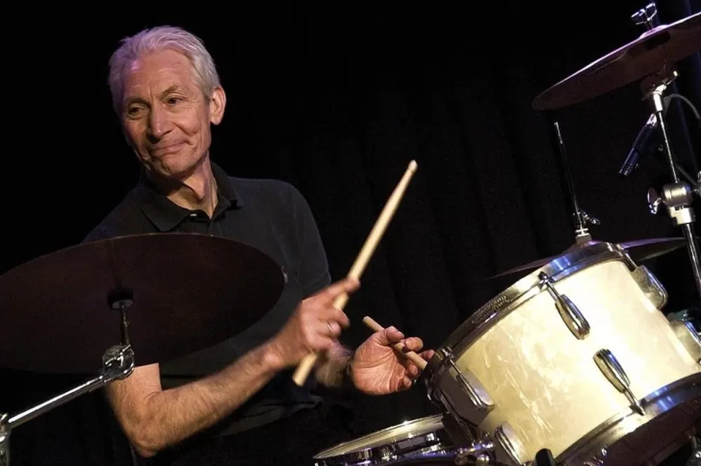 Murió Charlie Watts, el legendario baterista de los Rolling Stones