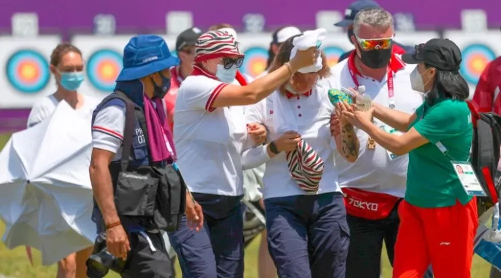 Una atleta rusa se desmayó en plena competencia de tiro con arco