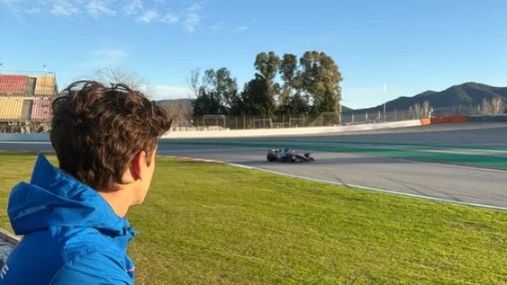 De afuera. Colapinto no manejó este jueves en España. Mañana volverá a subirse al Alpine para seguir los tests.