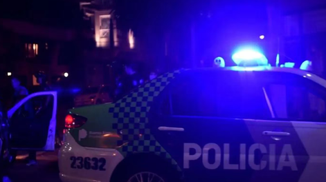 Un hombre mató a su hija de dos meses e incendió su casa con su familia adentro