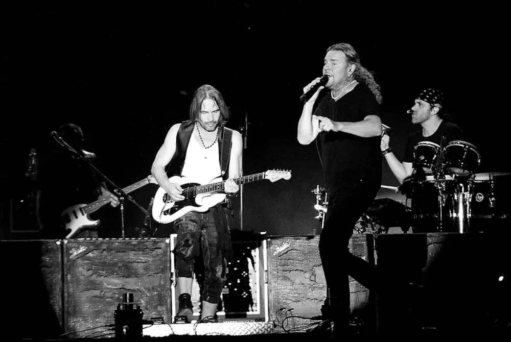 Maná cumplió y la fiesta tuvo su final feliz