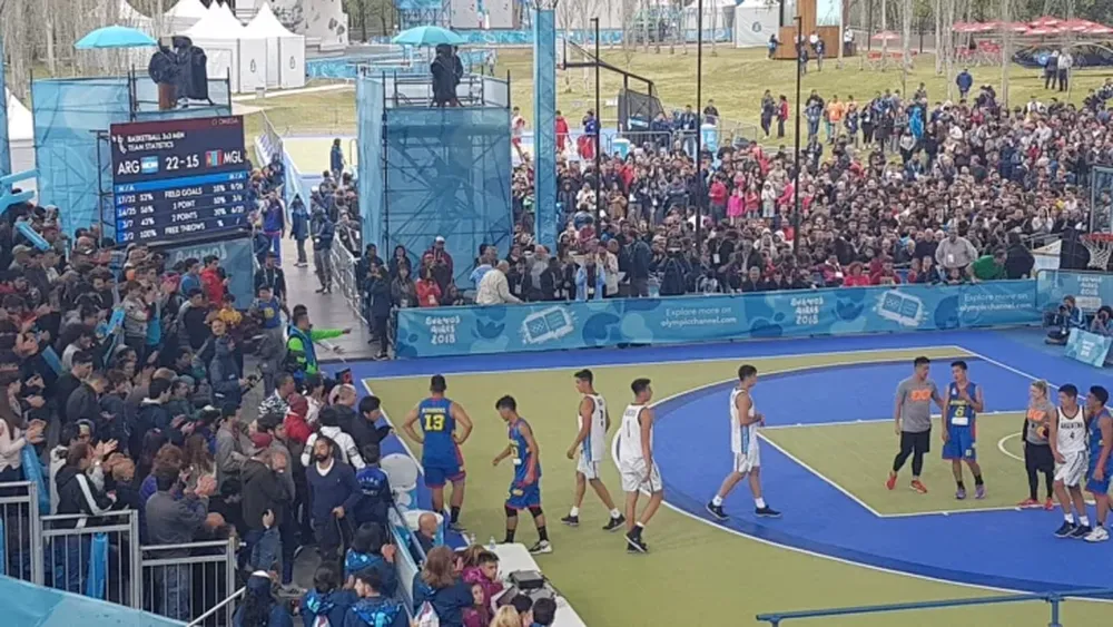 Victoria de la selección de básquet con 3 puntos de Juan Hierrezuelo