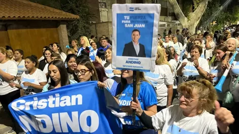 Festejo en el peronismo sanjuanino.-