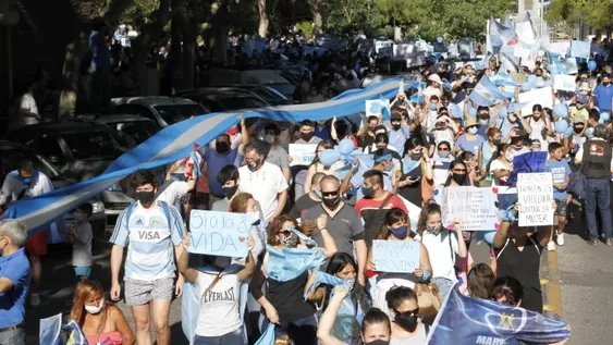 A nivel local, la marcha por las dos vidas sumó gente de departamentos alejados