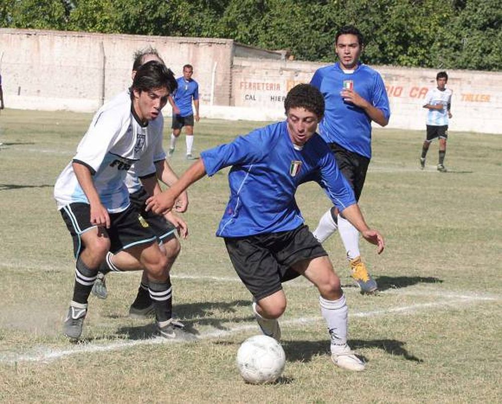 Sarmiento zafó en la agonía