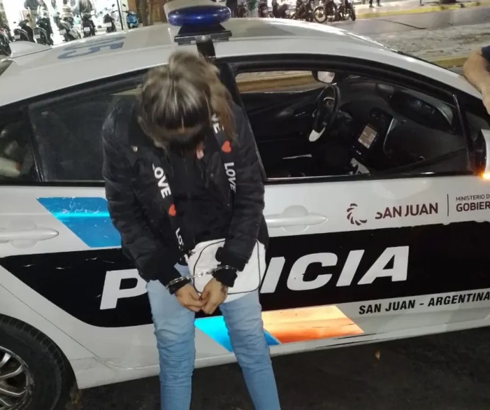 Detenidas por robo en comercio céntrico: las cámaras de seguridad fueron la prueba del delito