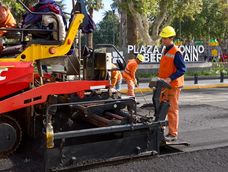 En Capital ya se repavimentaron 5 cuadras de las 50 previstas, En Capital ya se repavimentaron 5 cuadras de las 50 previstas,