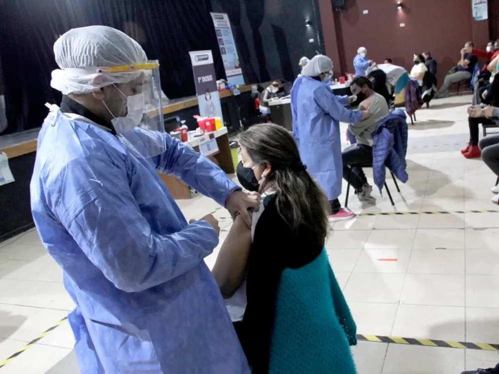 Este fin de semana, San Juan recibirá 12.100 vacunas AstraZeneca
