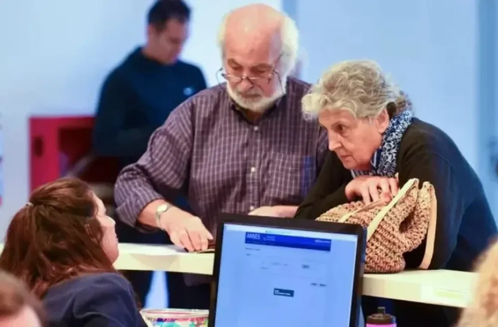 CLAVE. Contar con el certificado de años de servicio agiliza la jubilación.