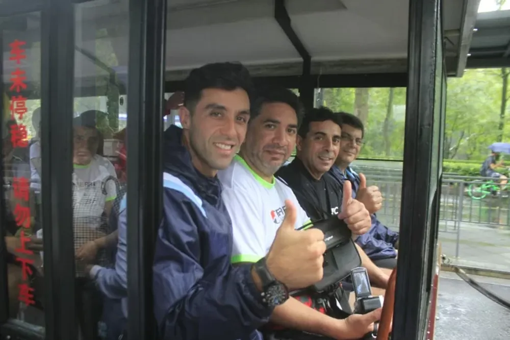 El día libre de los argentinos: visita a un templo milenario y al museo de Sun Yat-sen