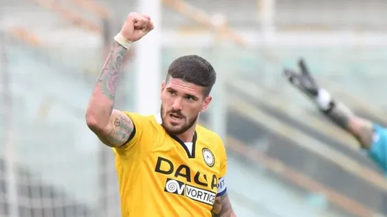 De Paul: dos goles y expulsión en el triunfo de Udinese en Crotone