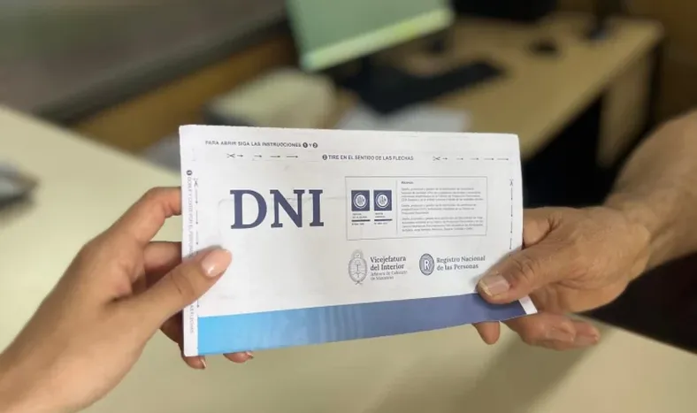 DNI.-