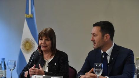 Con los tapones de punta, Bullrich presentó a Petri: “Este cambio no va a ser tibio”