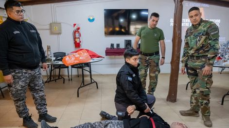 Personal del Servicio Penitenciario Provincial se capacitó en Medicina Táctica.