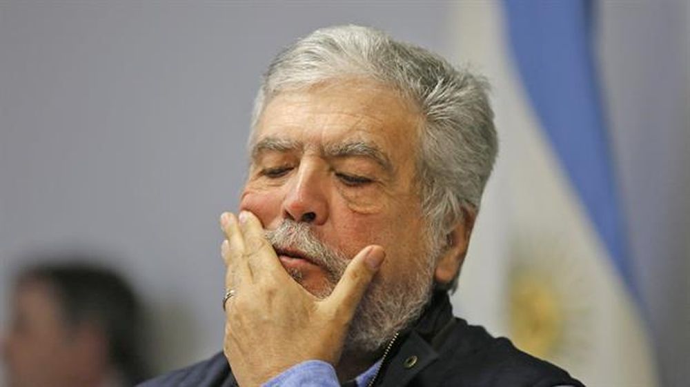 Ahora De Vido realizó un manuscrito: cómo hace para difundir sus cartas