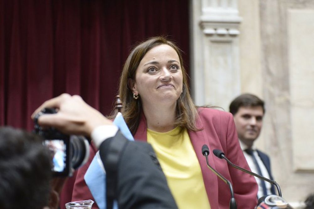 Diputados votó como presidenta a Cecilia Moreau: “Es un honor como militante política”