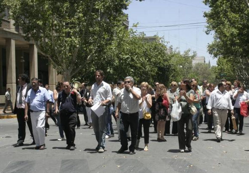 Judiciales: hablan de paro y la Corte evalúa descontar