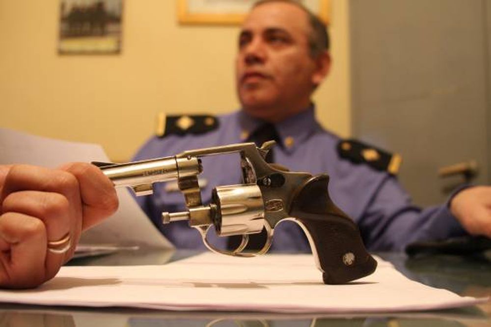 Un chico asaltante, preso