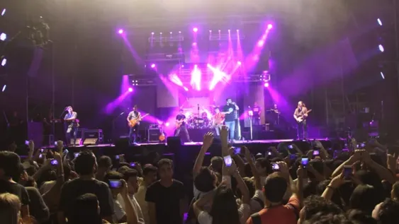 Una multitud de jóvenes sanjuaninos vibró con Las Pastillas del Abuelo