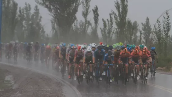 Un alud se llevó puesta a la carrera