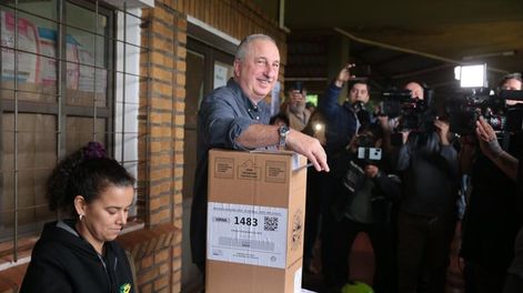 Passalacqua obtuvo una holgada victoria en las elecciones de gobernador de Misiones