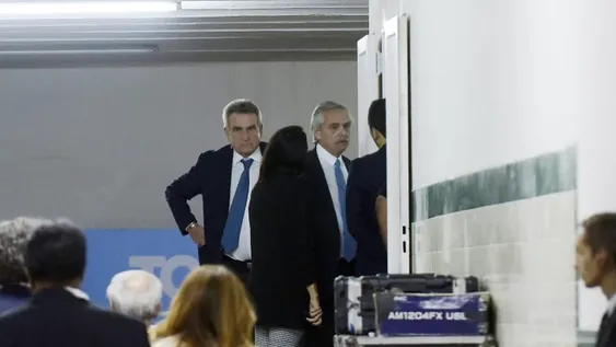 Asoma tregua provisoria en cita clave de la mesa del FdT