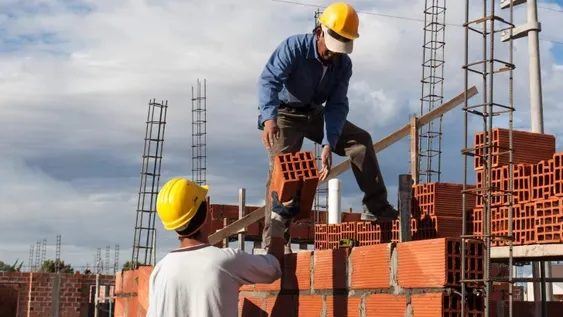 Blanqueo en construcción: buscan captar 4.500 millones de dólares