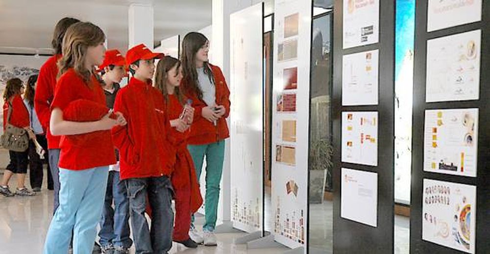 El blooper de un cartel que hay en Turismo