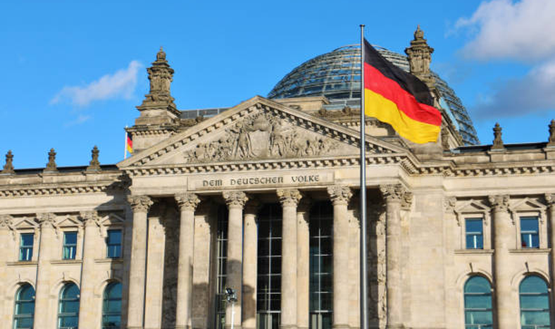 Alemania va a las urnas, en una puja entre los conservadores y la ultraderecha