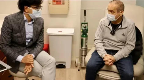 Realizaron un doble trasplante de pulmón y salvaron a un hombre con cáncer terminal