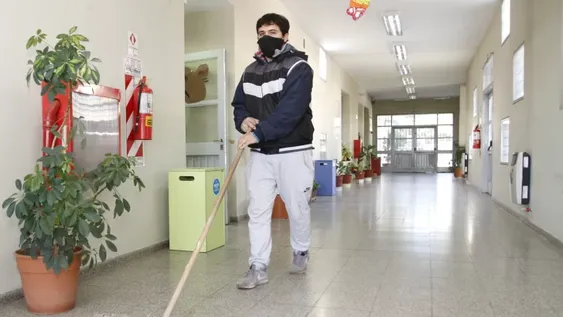 Pase al Estado: los contratados deberán tener dos años de trabajo desde 2019