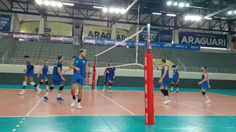 UPCN entrenó en la cancha donde debutará este miércoles en el Sudamericano