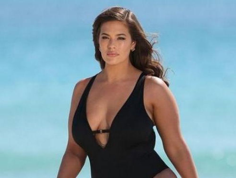 Una modelo se hizo viral por mostrar cómo quedó su cuerpo luego del embarazo
