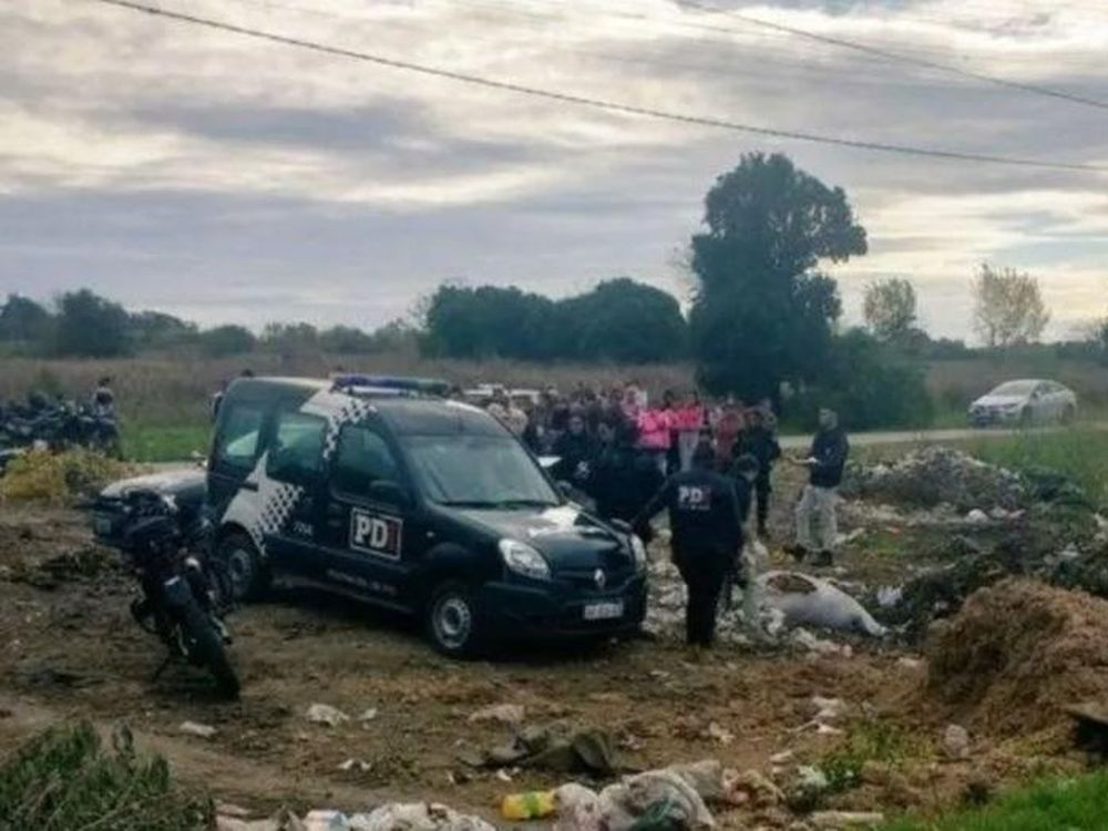 Macabro hallazgo: encontraron un cuerpo compactado en un basural