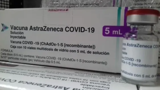 Demandaron a laboratorio por supuesta relación entre la vacuna de Covid y la muerte de un futbolista