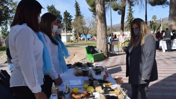 Este año más alumnos y escuelas participan del Aprender a Emprender