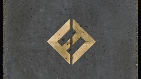 Foo Fighters abrazan sus raíces