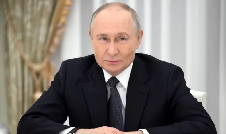 Vladimir Putin ordenó un cese el fuego en Ucrania por la Pascua