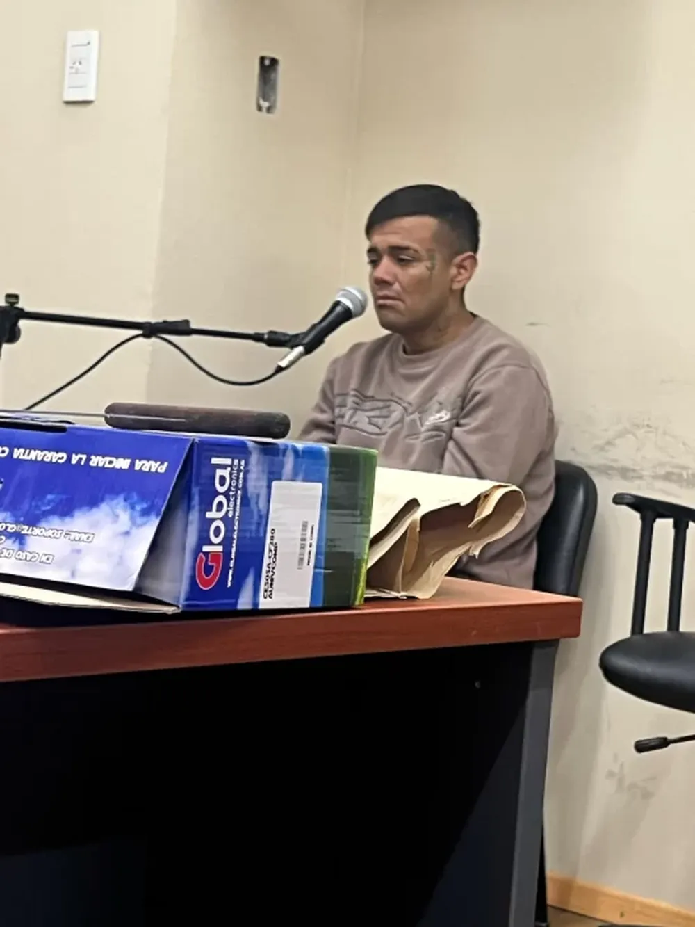 Le dan más de 5 años de cárcel a ladrón que asaltó una tienda con un cuchillo