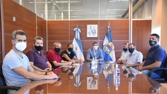 Hubo acuerdo y se levantó el paro de colectivos