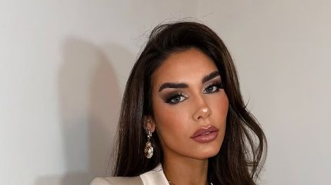 Escándalo en Miss Universo: le quitan la corona a una argentina por afirmar que el certamen está “arreglado”