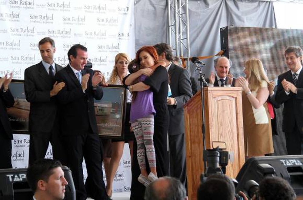 CFK pedirá a Piñera la extradición de Romano